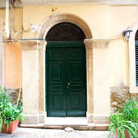 Old Fortress Luxury Appartamento *