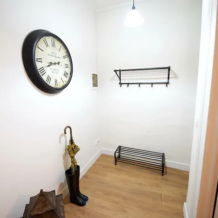 Old Fortress Luxury Apartment